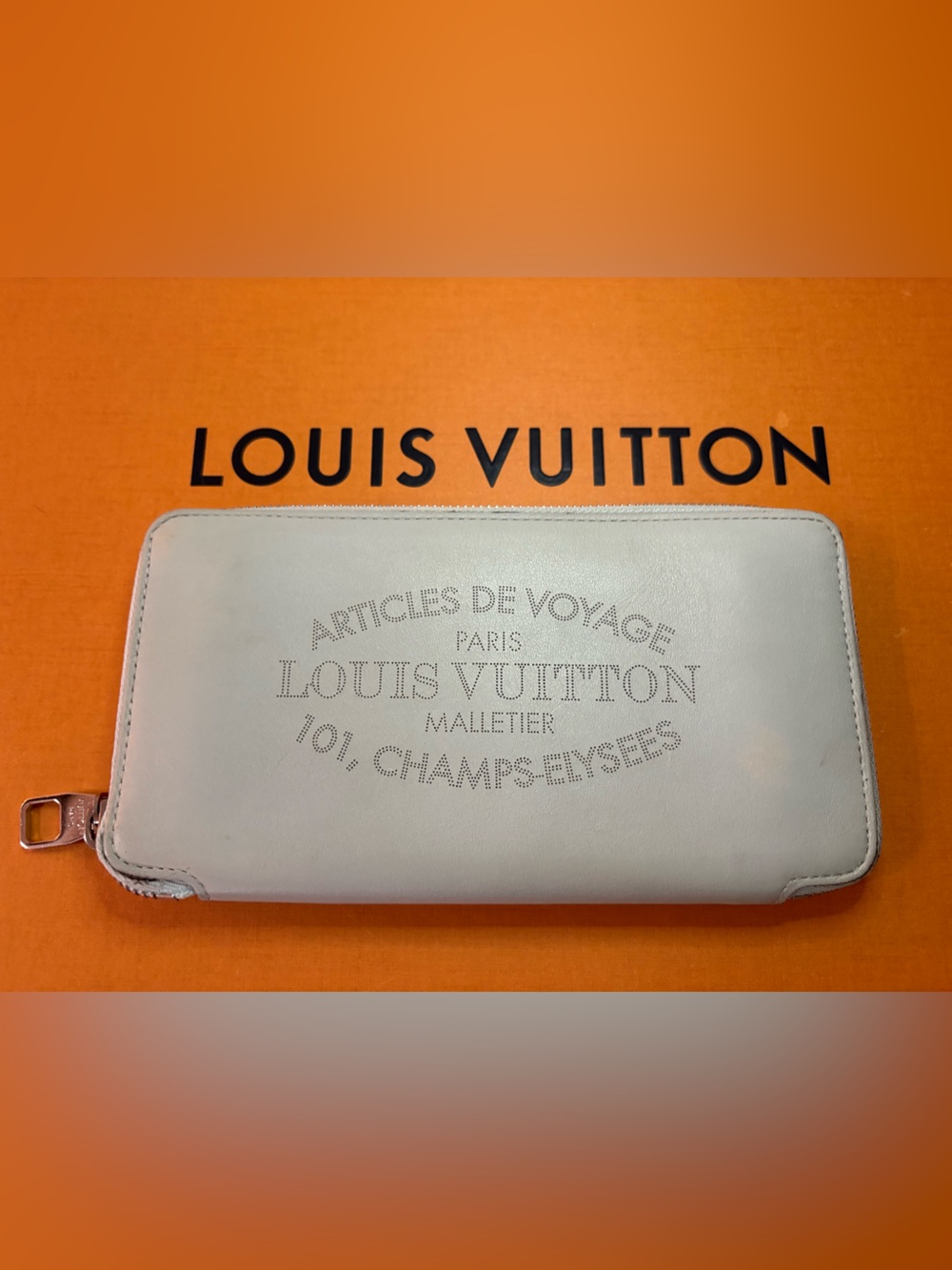 Louis Vuitton Articles de Voyage Light Blue Leather Zip Wallet rare color!